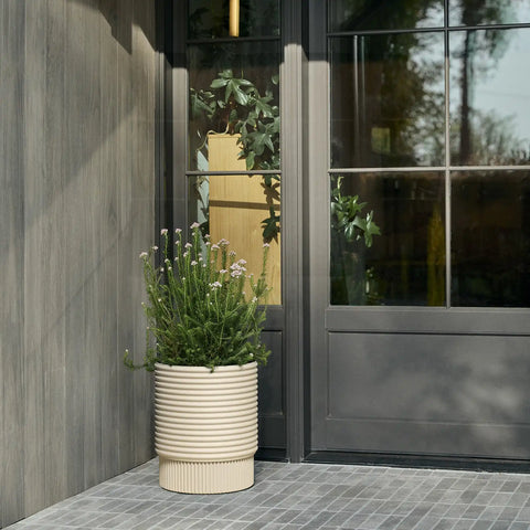 mod medium planter